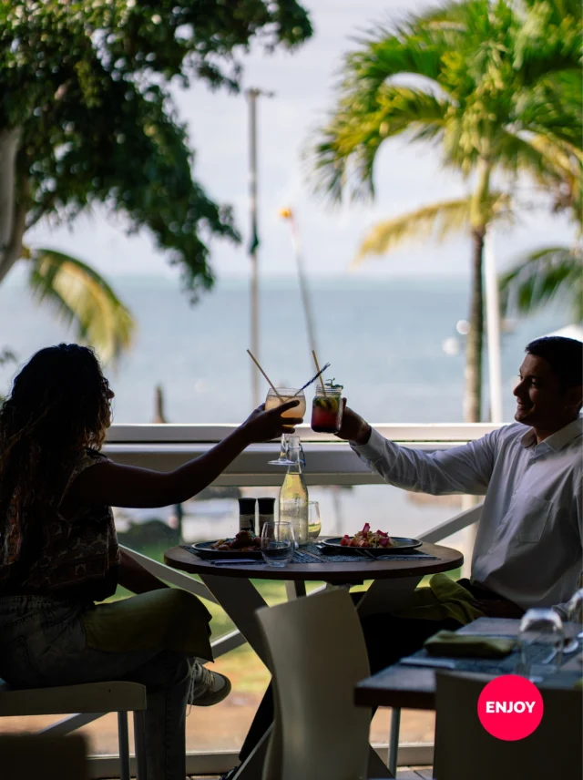 Lunch by the beach, drinks facing the lagoon, a coffee catch up with friends… At Azuri, every get together becomes a moment to savour ☀️🥂With friends, colleagues or loved ones, there's always a table waiting for you, just steps from home 💛#AzuriVillage #EnjoyAtAzuri